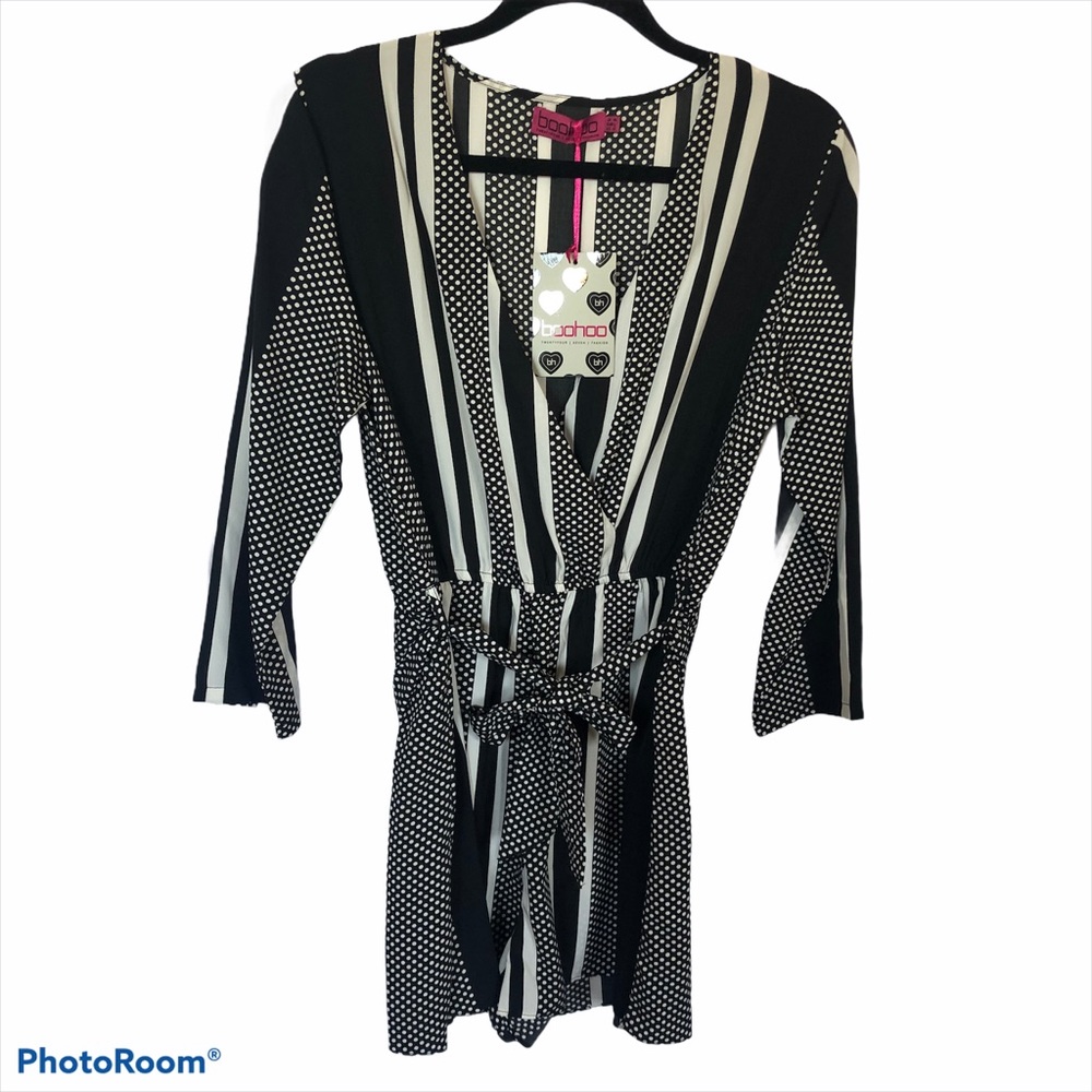 Boohoo  Playsuit / Romper Stripe Wrap Front, Sz 10